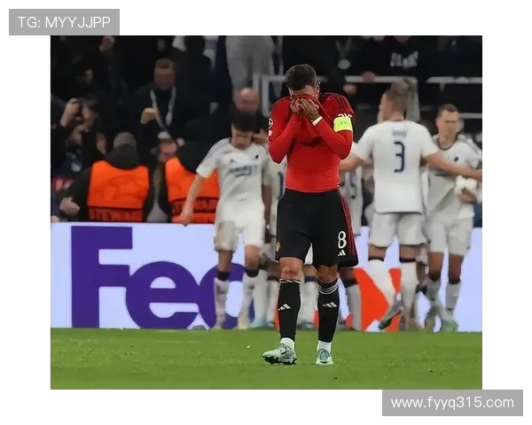 拜仁前场突破阿芳手球争议